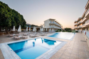 Chrissy's Paradise, Aghia Pelagia